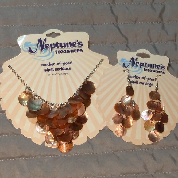 Neptunes Treasures Jewelry - SK Neptunes Treasures Mother of Pearl Shell Necklace & Earrings Set  6622